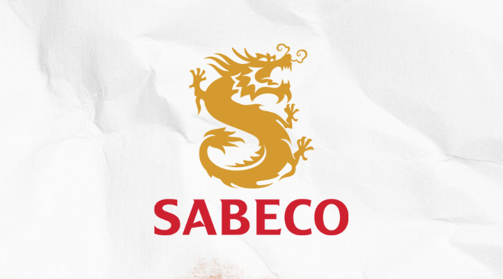 Sabeco nổi bật với hình ảnh rồng vàng trên nền đỏ