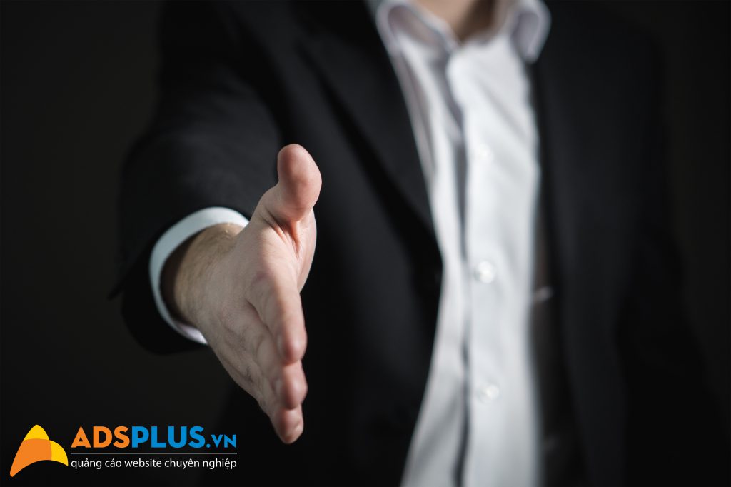 nhân viên bán hàng 01